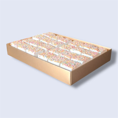 Gold gift box containing 24 Birthday cake gourmet marshmallows