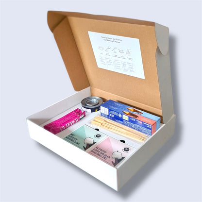 CLASSIC S'MORES & HOT CHOCOLATE GIFT BOX